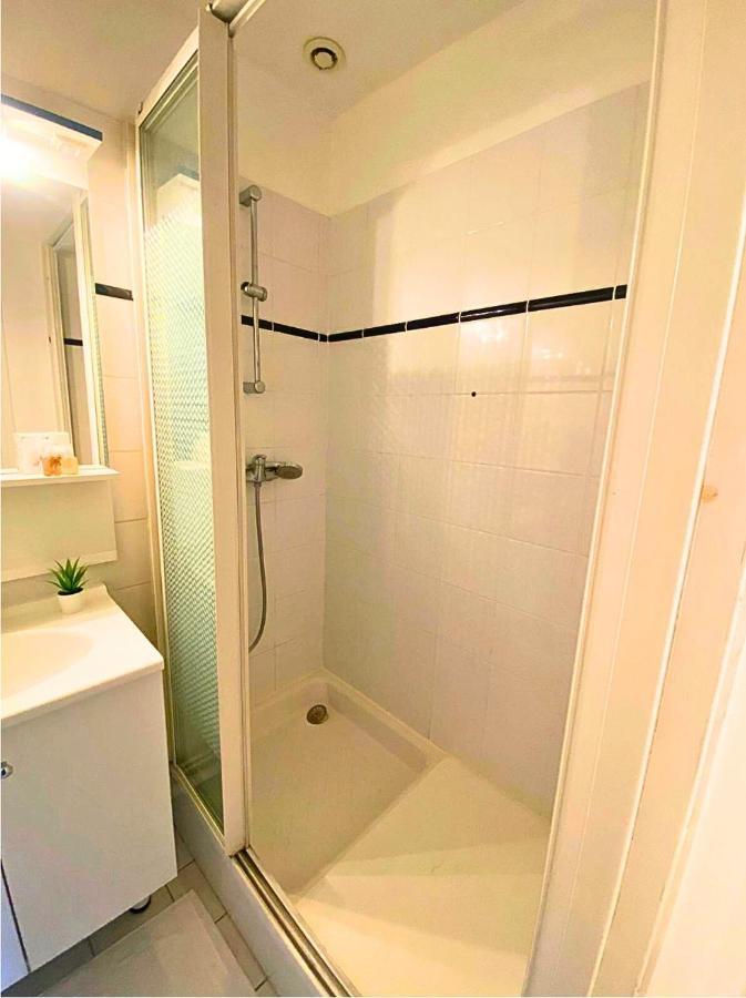 Appart Cosy Renove Avec Ac Hypercentre Nemours Exterior photo