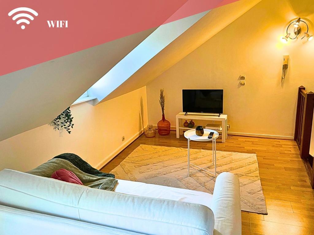Appart Cosy Renove Avec Ac Hypercentre Nemours Exterior photo